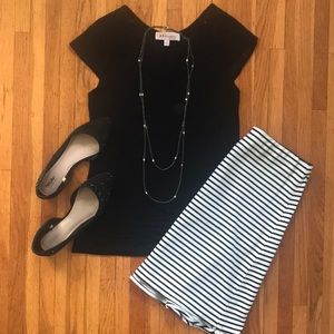 Philosophy lace short sleeve tee size small